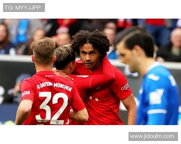 一线足球球星表现盘点：谁是全球足坛的真正王者